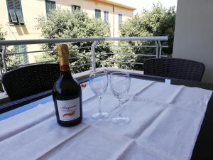 Nápoje v ubytování Nuovissimo appartamento con terrazza