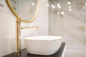 Koupelna v ubytování Easy Rent Apartments - GOLD 30, Centrum 24h Check-in