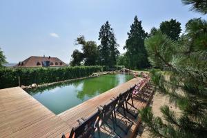 Zahrada ubytování Chateau Loucen Garden Retreat