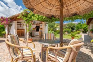 Patio nebo venkovní prostory v ubytování Villa la Rafal