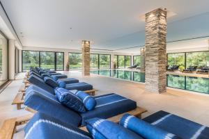 Der Swimmingpool an oder in der Nähe von Dolomitengolf Suites