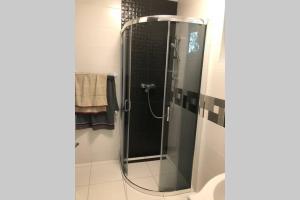 A bathroom at HUGO Lak Zamárdi