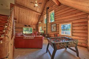 Large Cabin with Fire Pit and Grill on 34 Acres!