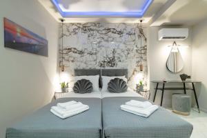 A bed or beds in a room at Rua Mat - Serene Villas with Modern Comfort, by ZanteWize