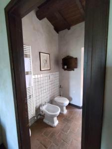 Ett badrum på IL BORGO DI SAN PIO