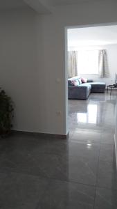 Ein Sitzbereich in der Unterkunft APARTMAN KARLA