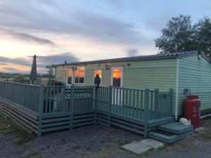Ribble Valley Escape, 2 bed static caravan with views that take your breath away!