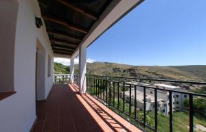 balcón con vistas al océano en CASASBLANCAS. Casa nr 5 en Alpujarra de la Sierra