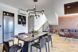 Posedenie v ubytovaní Villa Joy