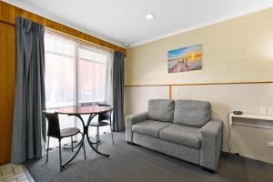 Gallery image of Cunningham Shore Motel in Lakes Entrance