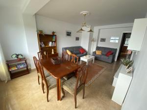 Kuchyňa alebo kuchynka v ubytovaní Apartamento céntrico con vistas y cerca de playa
