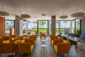 Posedenie v ubytovaní Hotel Commodore