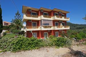 Gallery image of Lofos ClaudiAgapi Guesthouse Seaview in Agios Stefanos