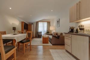 Cucina o angolo cottura di Ferienwohnungen Johanneshof