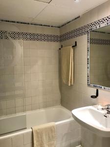 Bagno di Large and elegant in Puerto Banus with pools and paddle