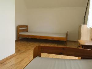 Foto dalla galleria di Bieszczadzki dom nad stawem a Ropienka