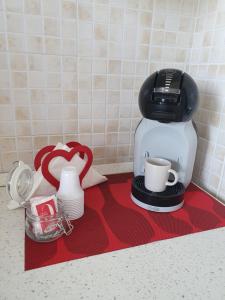 Coffee and tea making facilities at Home 123