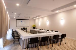 Бизнес-центр и/или конференц-зал в Hotel Cristal Setúbal