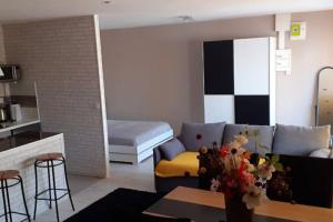 Kuchyň nebo kuchyňský kout v ubytování Charmante petite maison + 11 fotografií