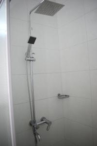 Ένα μπάνιο στο Ocean Drive Studio - Opposite the Beach +22 φωτογραφίες