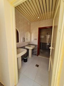 Gallery image of Qasr Alshamal For Furnished apartments in Arar