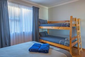 Postel nebo postele na pokoji v ubytování No 52 Eersterivier Rd Tsitsikamma