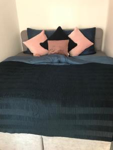 Postel nebo postele na pokoji v ubytování Apartman Romantica