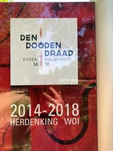 Certificat, premi, rètol o un altre document de Kom tot rust in The Forest