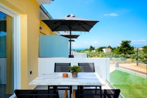 Balkón nebo terasa v ubytování Solar Suites