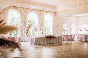 Fotografia z galérie ubytovania Hotel Nadodrzański Dwór - Nowa Sól v destinácii Nowa Sól + 37 fotografií