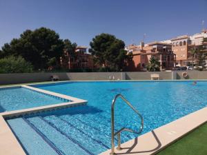 Zdjęcie z galerii obiektu Lovely apartment in playa flamenca w mieście Orihuela