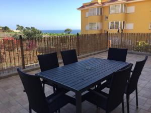 Balkón alebo terasa v ubytovaní Apartamento de lujo en puerto Santiago 1