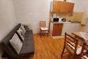 Kuchyň nebo kuchyňský kout v ubytování Apartman Kampor