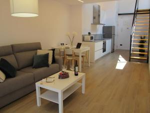 Gallery image of Apartamentos Romero in Alicante