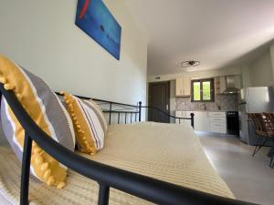 Køkken eller tekøkken på Mirovigli Family rooms