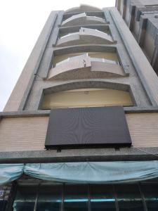 a solar panel on the side of a building at 星海芝家民宿Samuel's Home in Nangan