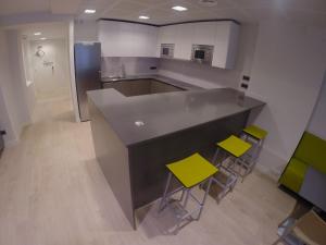 Kuchyňa alebo kuchynka v ubytovaní Room018BCN