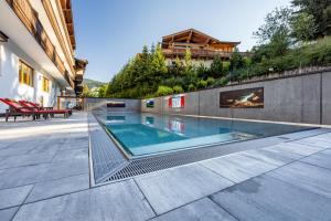 Bazén v ubytování Lifthotel nebo v jeho okolí