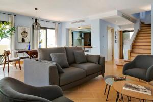 A seating area at Villa Pueblo Don Thomas