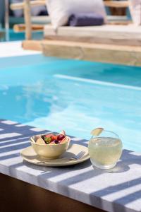 Bazén v ubytovaní Aletri Swim Up Boutique Hotel alebo v jeho blízkosti