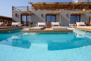 Bazén v ubytovaní Aletri Swim Up Boutique Hotel alebo v jeho blízkosti
