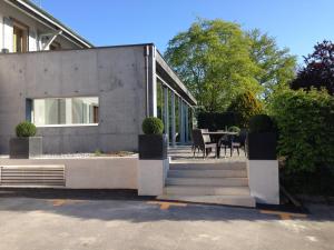 Zgradba, v kateri se nahaja hotel