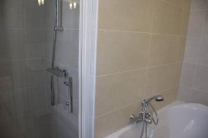 Photo de la galerie de l'établissement A 20 mn du Puy du Fou coquette et fonctionellle, à Mauléon 1 autre photo