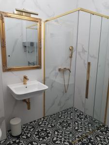 Kúpeľňa v ubytovaní H&T Old Town Ogarna 97