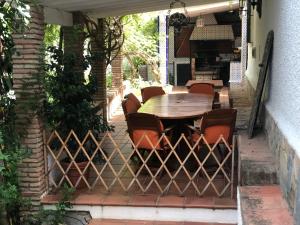 Fotografia z galérie ubytovania Rentcostadelsol Villa Pinares-Malaga v destinácii Málaga