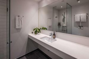 Bagno di Peak 12 Hotel