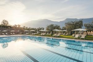 Bazén v ubytování Hotel Caravel nebo v jeho okolí