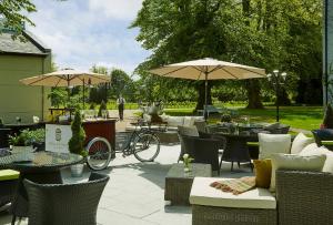 A garden outside Great Southern Killarney
