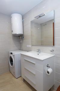 Kúpeľňa v ubytovaní Apartamentos Anfiteatro