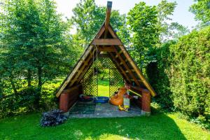 Vonkajšia záhrada v ubytovaní Willa Konda - bania , sauna